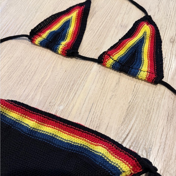 Multicolor Striped Bikini Set - Picture 3 of 4